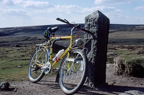 08 Apr 1990 · Burrator Reservoir