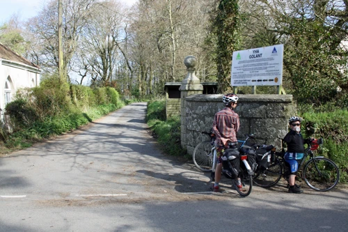 13 Apr 2014 · Cornish Coast: Day 2 Golant to Boswinger