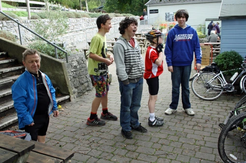 27 Oct 2013 · Dartington