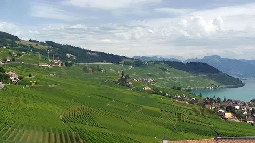 03 Aug 2013 · Switzerland: Day 5 Lausanne to Chateaux d'Oeux