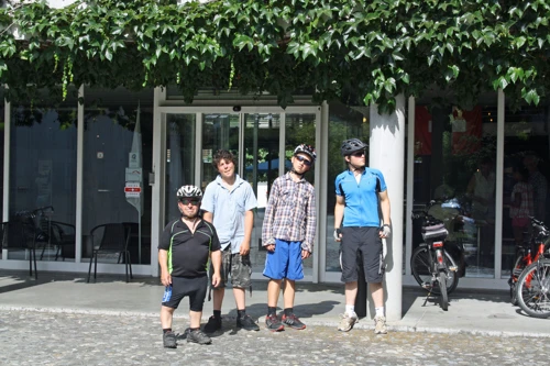 03 Aug 2013 · Switzerland: Day 5 Lausanne to Chateaux d'Oeux