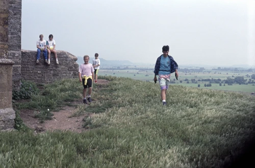 26 Jul 1991 · Street / Cheddar YH: Day 1: Home to Cheddar YH
