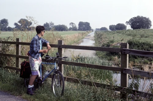 26 Jul 1991 · Street / Cheddar YH: Day 1: Home to Cheddar YH